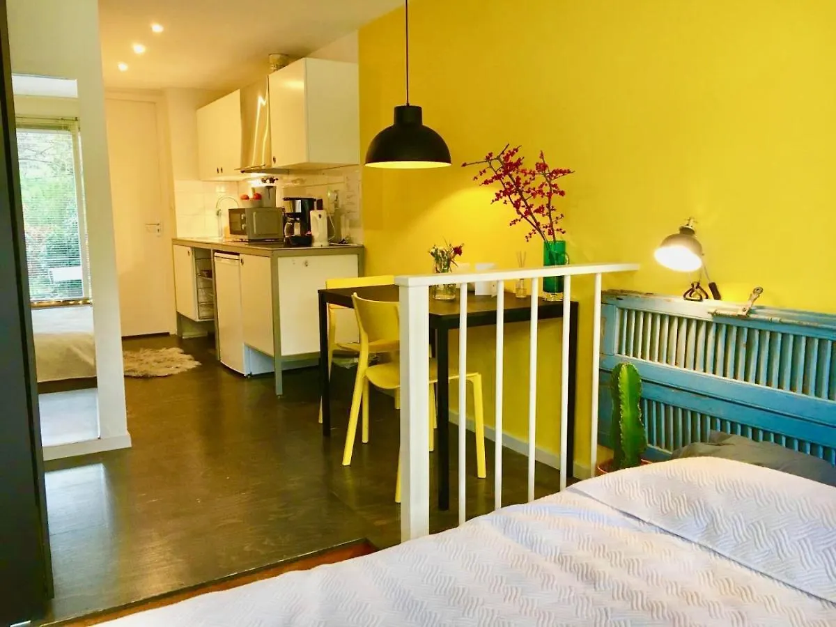 Bed & Breakfast Bed And Breakfast Berglust Rotterdam Netherlands